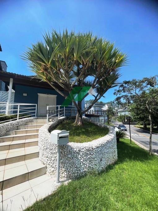 Casa de Condomínio à venda com 5 quartos, 542m² - Foto 3