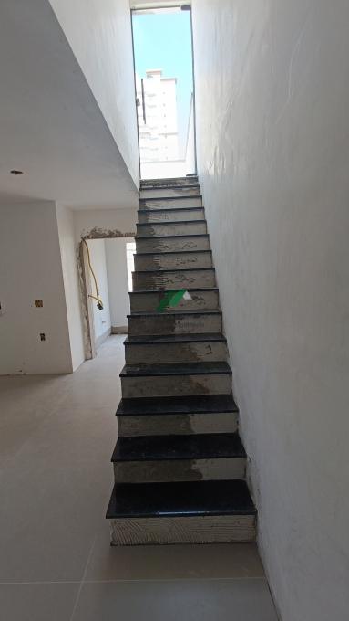 Cobertura à venda com 2 quartos, 74m² - Foto 3