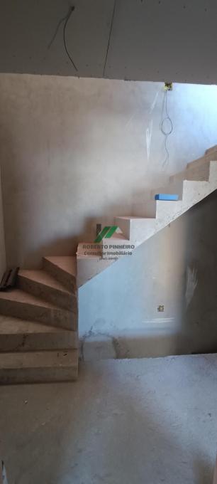 Sobrado à venda com 2 quartos, 100m² - Foto 3